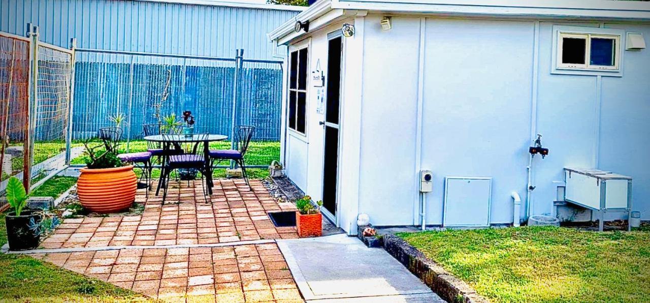 سوانزي Churchill'S B&B Twin Spa Getaway Studio المظهر الخارجي الصورة